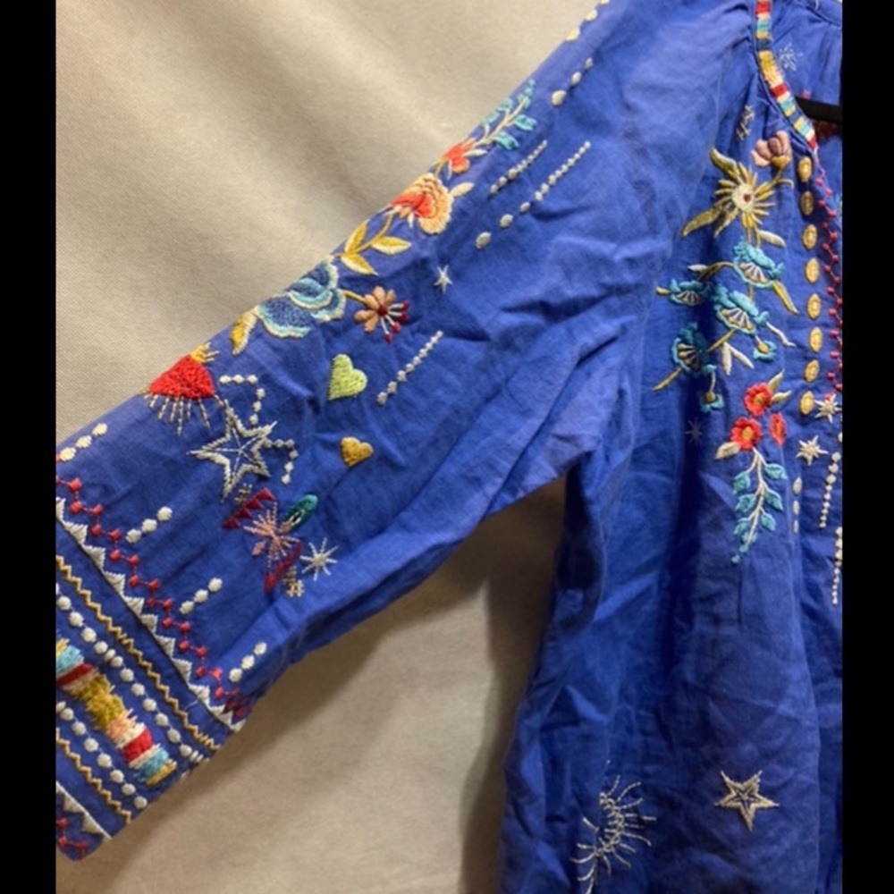 Johnny Was Royal Blue Embroidered Tunic with Multicolor Floral Accents - Picture 3 of 5